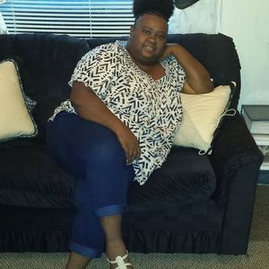 Meet your Posher, Diane